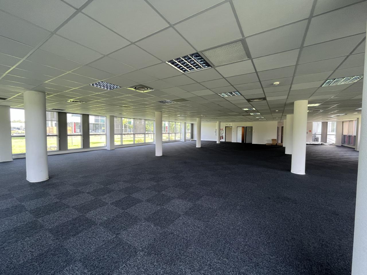 Bureau Saint-Herblain 926m² Location bureau Saint-Herblain Loire-Atlantique OLBUR2112429 1